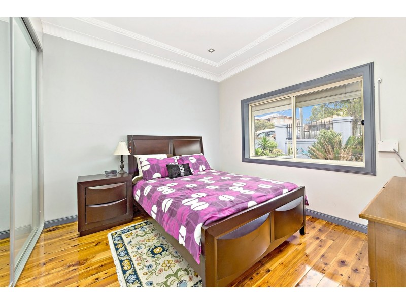 16 Chelmsford Avenue, Belmore NSW 2192