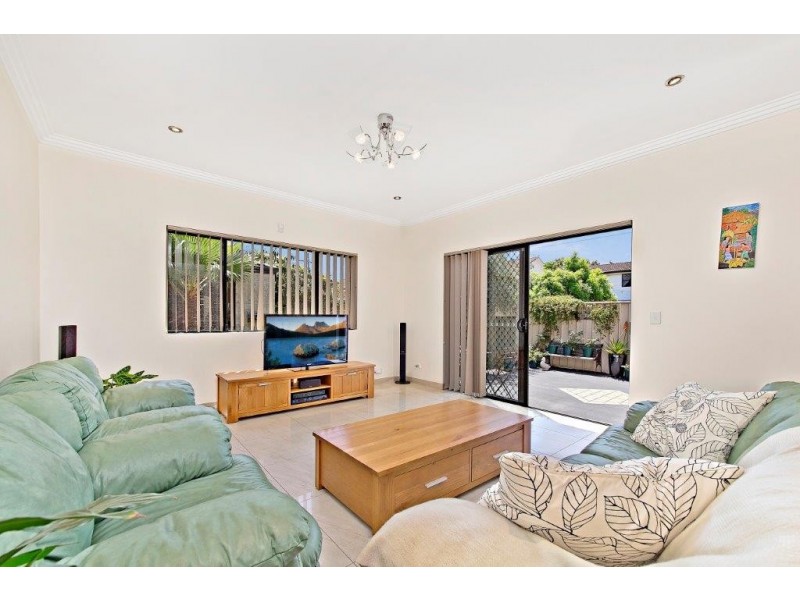 2 Tempe Street, Greenacre NSW 2190