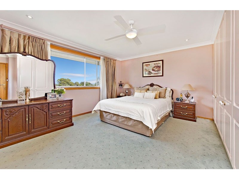 33 Gooden Drive, Baulkham Hills NSW 2153