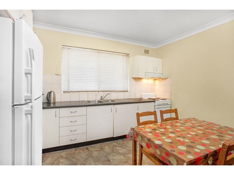 2/15 Loftus Street, Ashfield NSW 2131