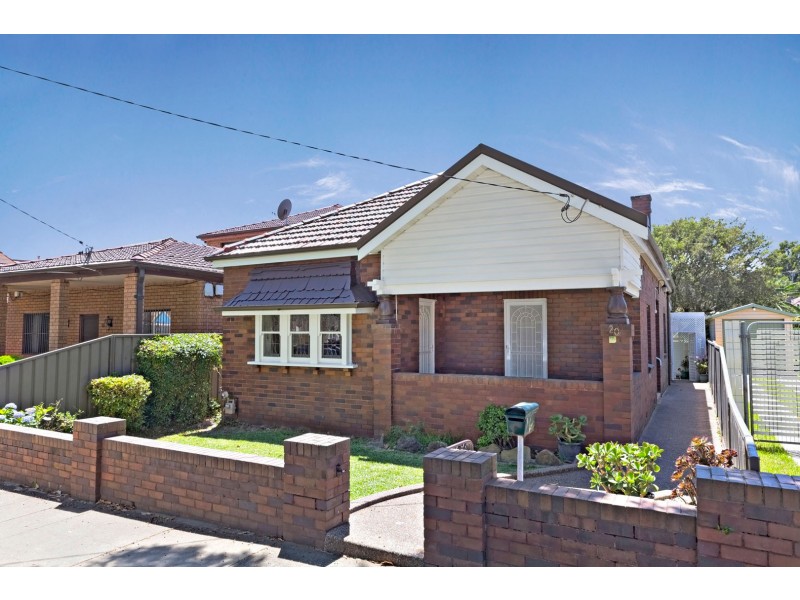 20 Hugh Street, Ashfield NSW 2131