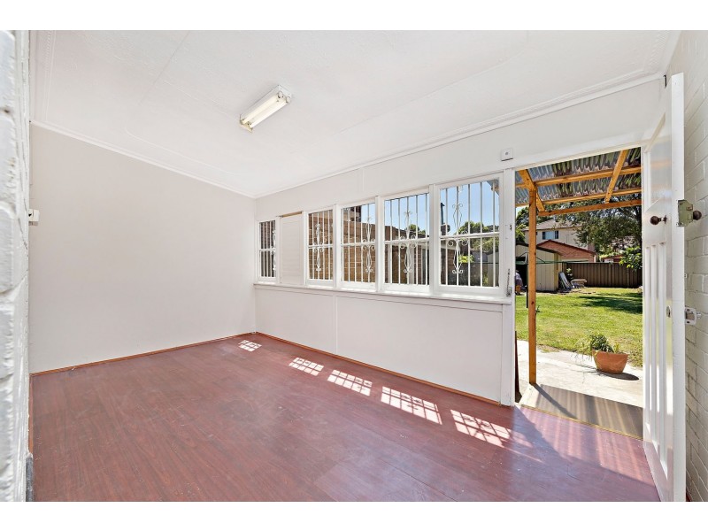 20 Hugh Street, Ashfield NSW 2131