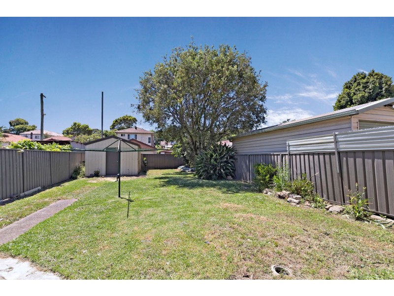 20 Hugh Street, Ashfield NSW 2131