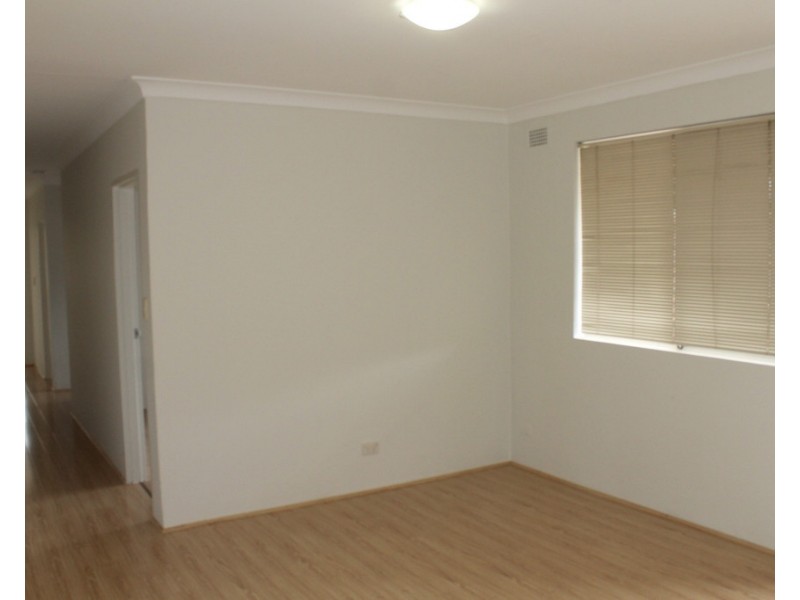 4/6 Lincoln Street, Campsie NSW 2194