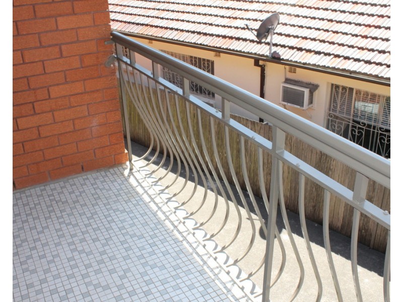 4/6 Lincoln Street, Campsie NSW 2194