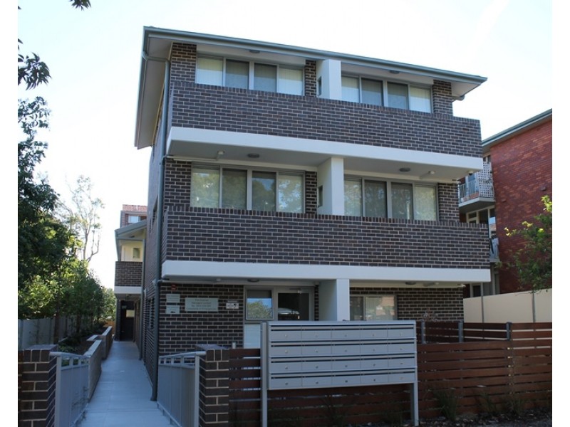 9/12 The Avenue, Ashfield NSW 2131