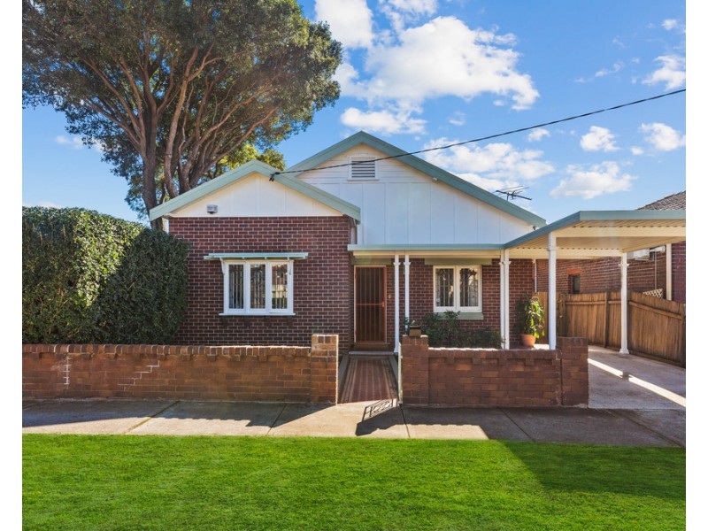 2 Earle Avenue, Ashfield NSW 2131