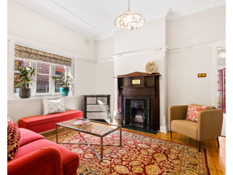 2 Earle Avenue, Ashfield NSW 2131