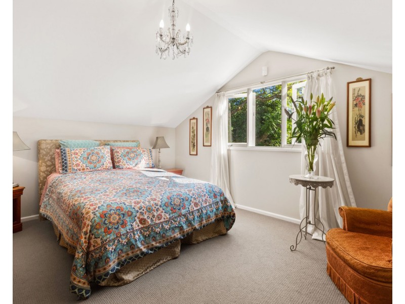 2 Earle Avenue, Ashfield NSW 2131