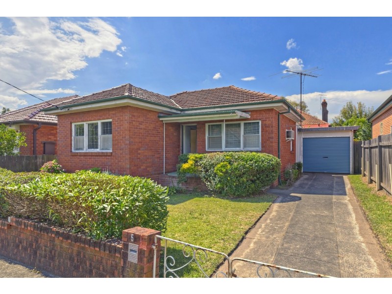 5 Belgrave Street, Burwood NSW 2134
