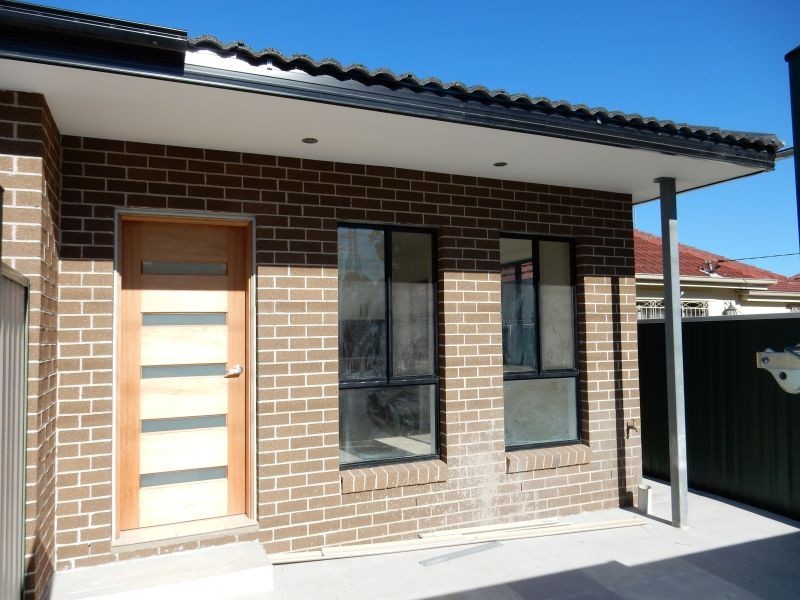 11 Wesley Street, Greenacre NSW 2190