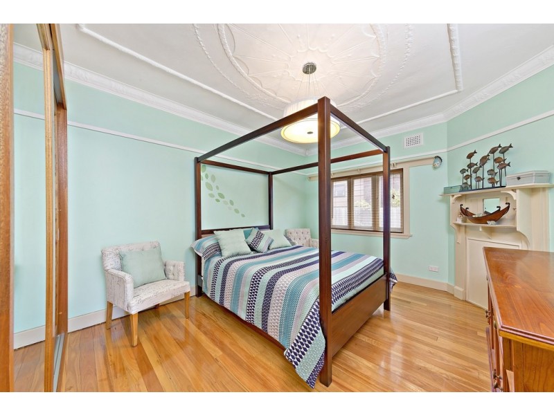 6 Schofield Avenue, Earlwood NSW 2206