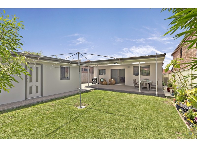 6 Schofield Avenue, Earlwood NSW 2206