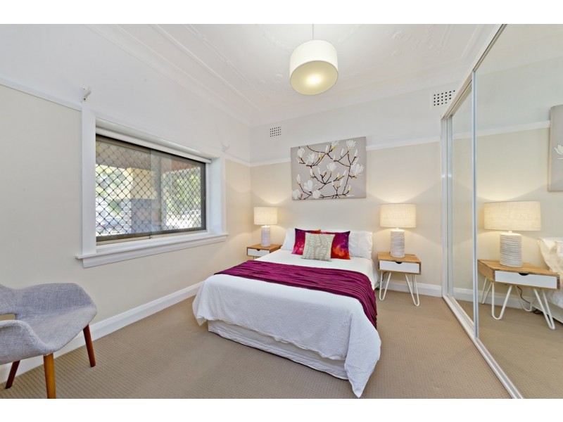 15 Sunbeam Avenue, Croydon NSW 2132