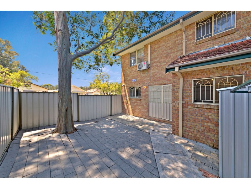 1/17 Dellwood Street, Bankstown NSW 2200