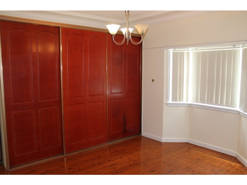 54 Walsh Avenue, Croydon Park NSW 2133