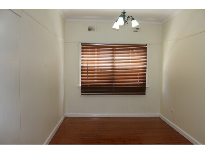 54 Walsh Avenue, Croydon Park NSW 2133