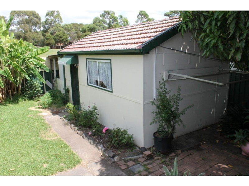 54 Walsh Avenue, Croydon Park NSW 2133