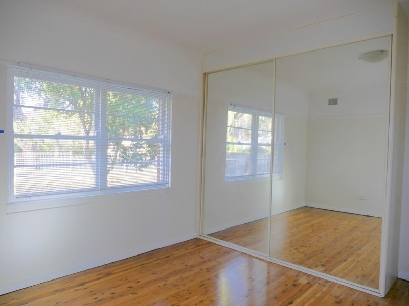 32 Macquarie street, Greenacre NSW 2190