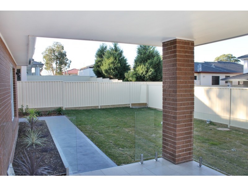 6 Hillcrest Avenue, Strathfield South NSW 2136