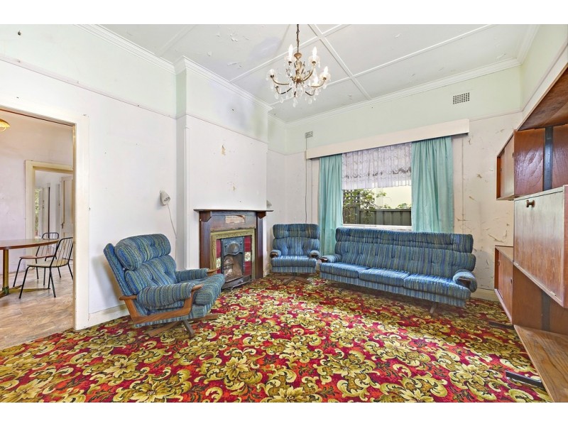 4 Fitzroy Street, Campsie NSW 2194