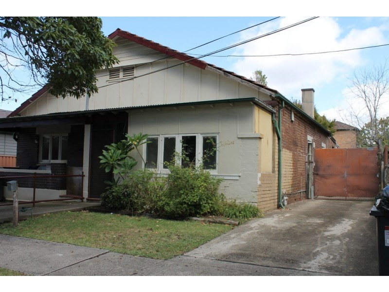 82 Second Avenue, Campsie NSW 2194