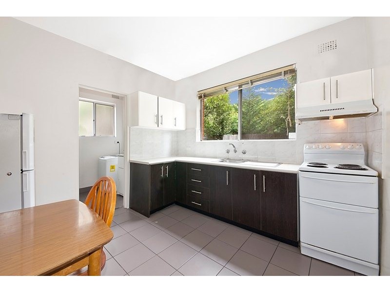 8/6 Lincoln Street, Campsie NSW 2194