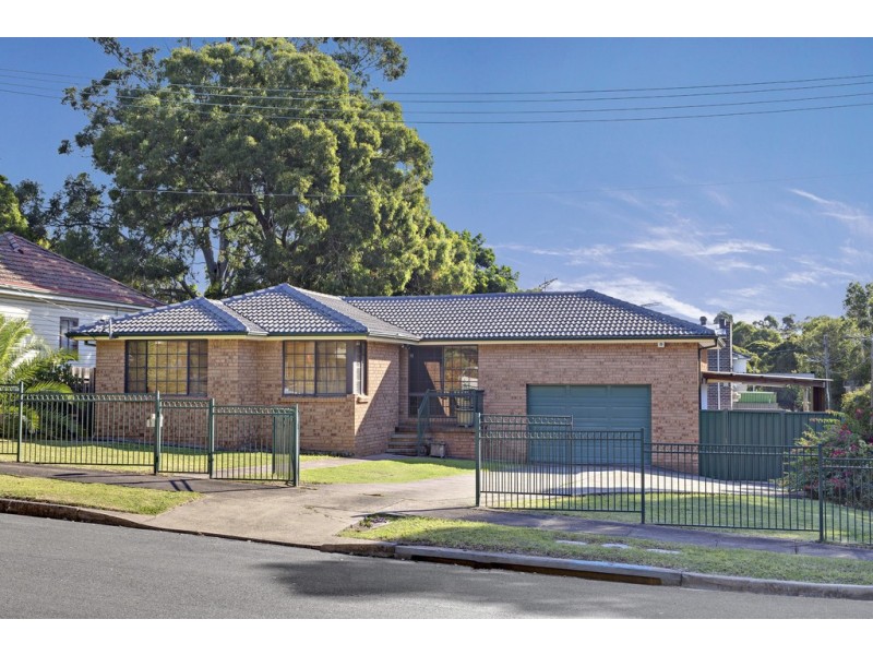 1 Pomona Street, Greenacre NSW 2190