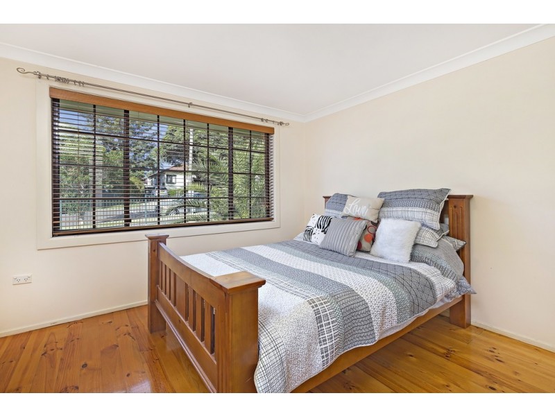 1 Pomona Street, Greenacre NSW 2190