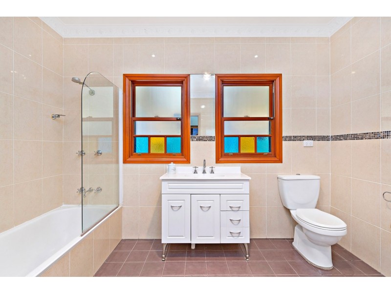 7 President Street, Croydon Park NSW 2133