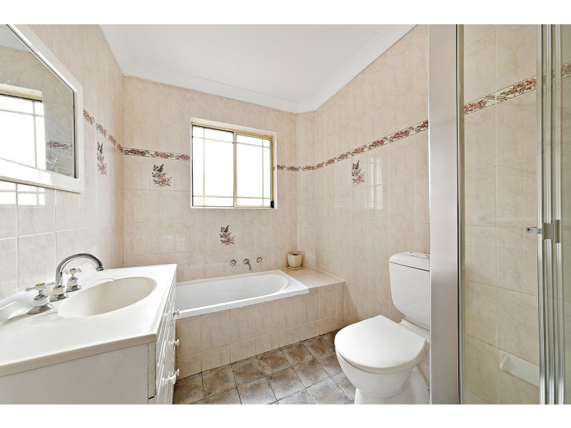 2/7 Reginald Avenue, Belmore NSW 2192
