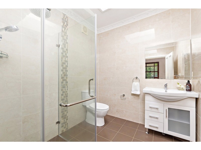 11 A’beckett Avenue, Ashfield NSW 2131