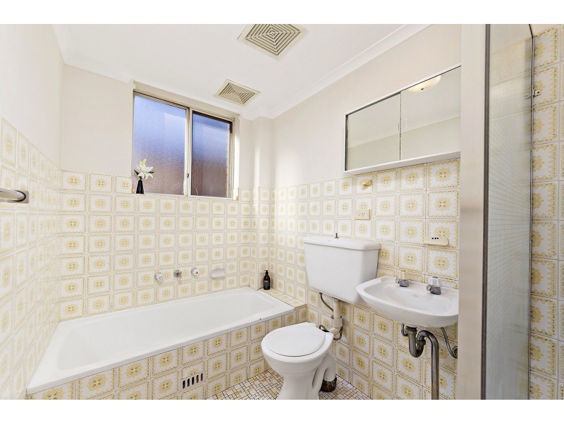 3/23 Elizabeth Street (Cnr Orpington St), Ashfield NSW 2131