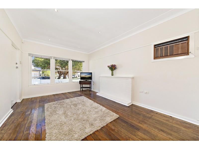 22 Amaroo Avenue, Strathfield NSW 2135