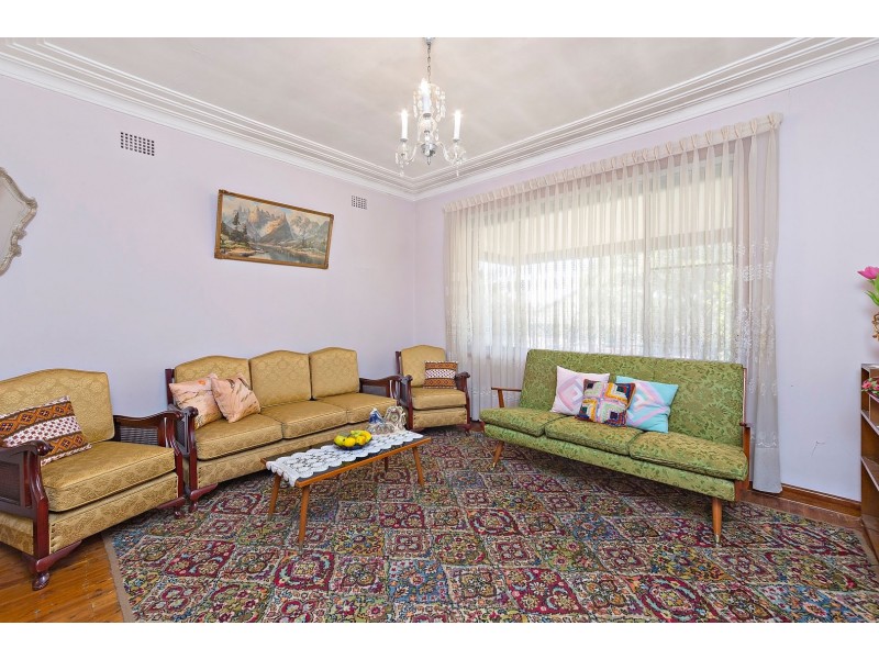 6 Highbury Street, Croydon NSW 2132