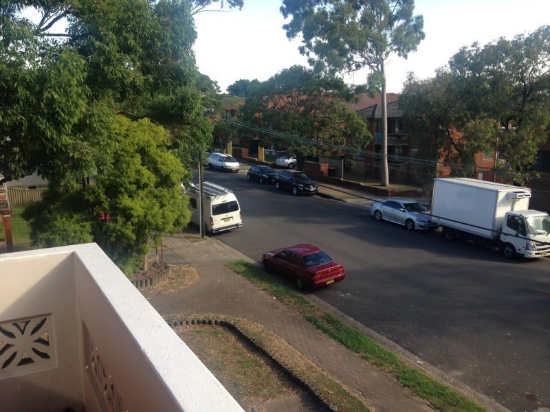 1/39 Hillard Street, Lakemba NSW 2195