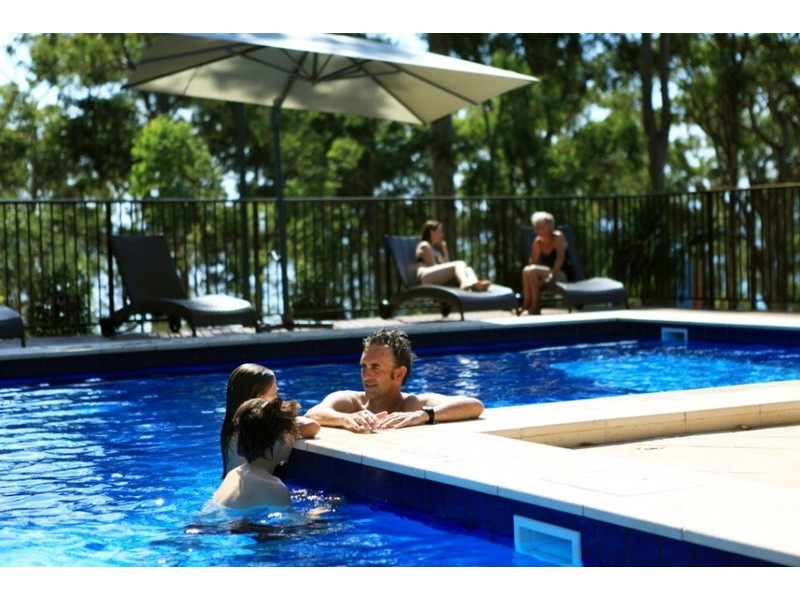 * Lake Point Way, Murrays Beach NSW 2281