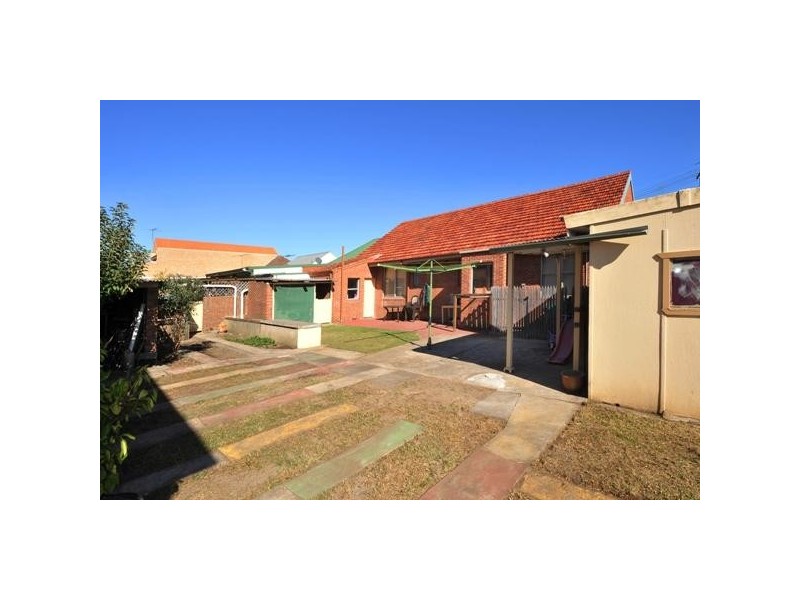 22 Dover Road, Botany NSW 2019