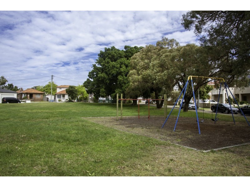 14 Kerr Crescent, Pagewood NSW 2035