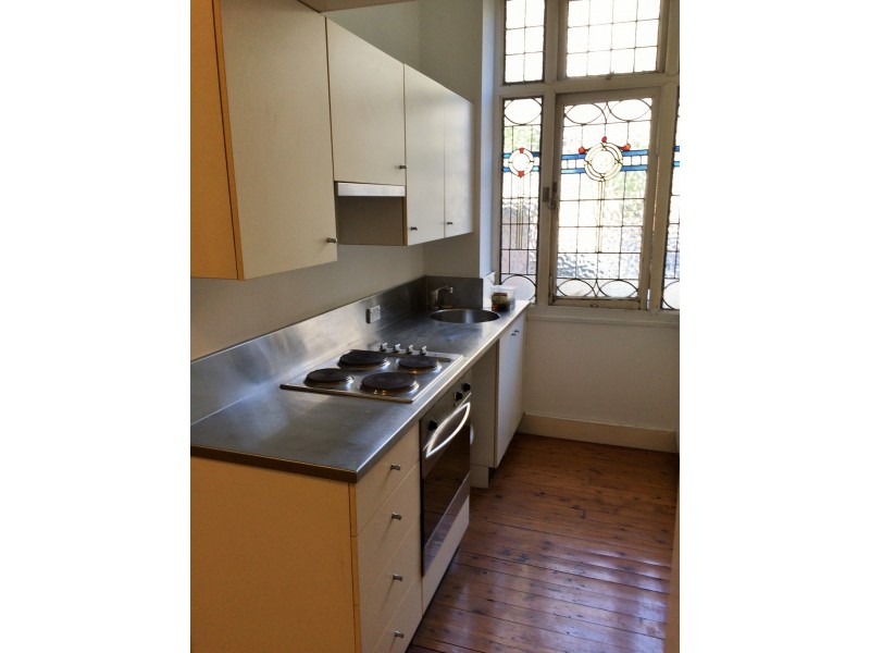 2/10 Hughes Street, Potts Point NSW 2011