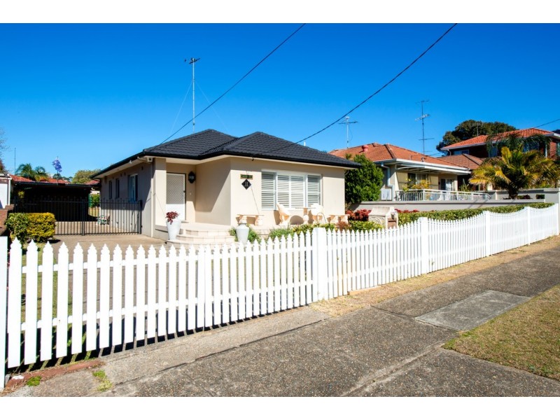 11 Gibson Street, Pagewood NSW 2035