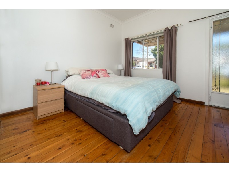 22 Wark Avenue, Pagewood NSW 2035
