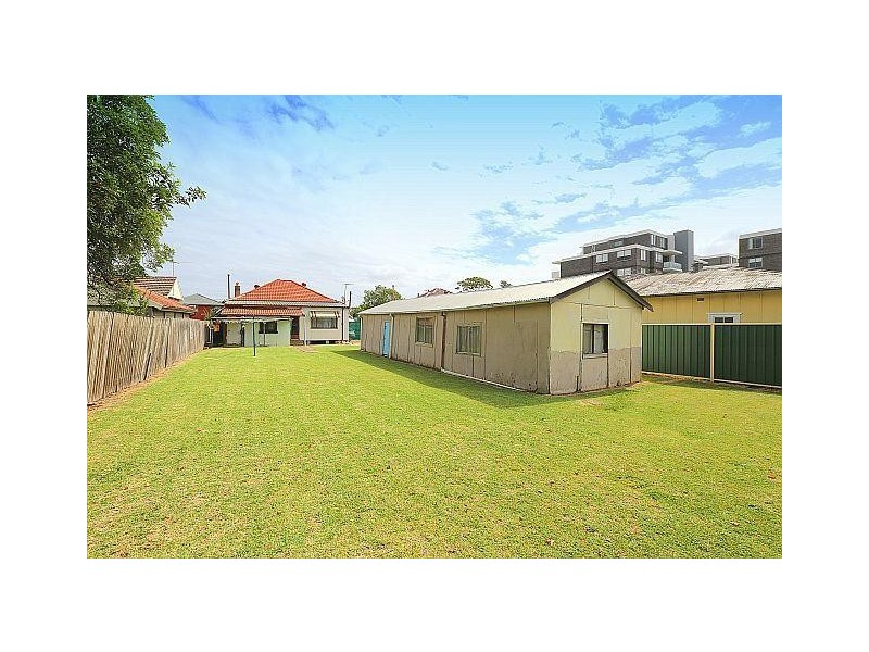 32 Matthews Street, Punchbowl NSW 2196