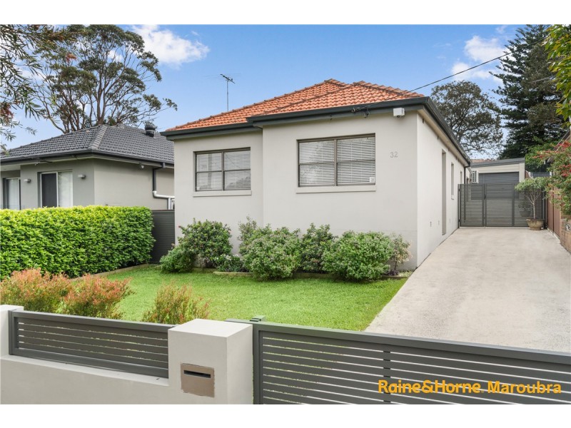 32 HOLLOWAY STREET, Pagewood NSW 2035