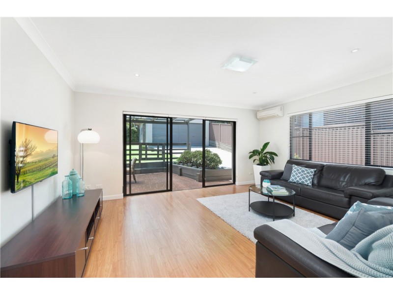 32 HOLLOWAY STREET, Pagewood NSW 2035