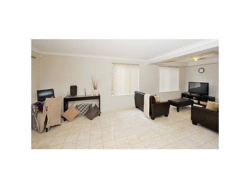 1361A  Anzac Parade, Chifley NSW 2036