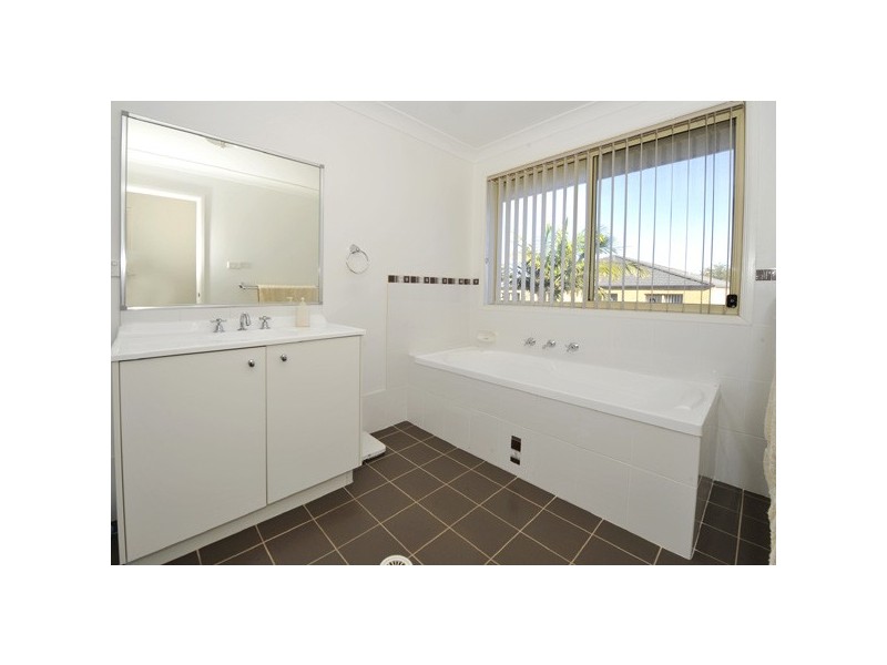 1361A  Anzac Parade, Chifley NSW 2036