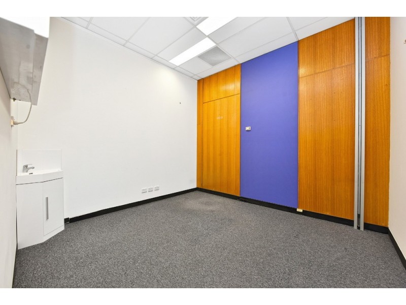 111 Anzac Parade, Kensington NSW 2033