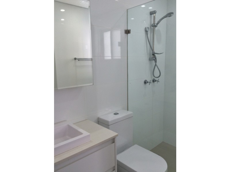 Granny Flat 10 Burke Street, Chifley NSW 2036