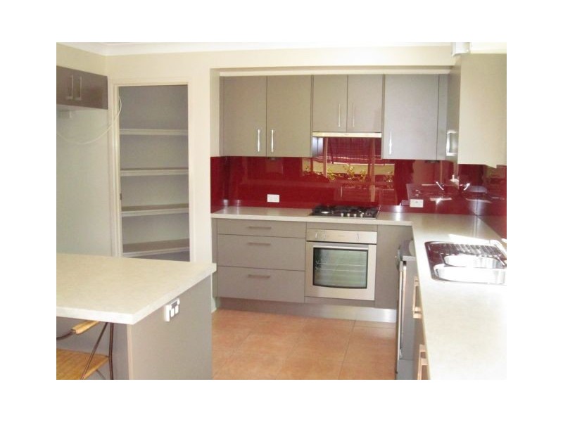 19 Lasseter Avenue, Chifley NSW 2036